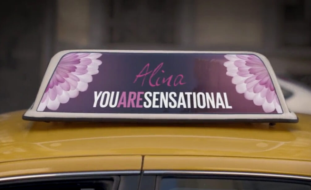 Video Personalisierung mit Maybelline New York You are Sensational Text Individualisierung auf Kaffeebecher